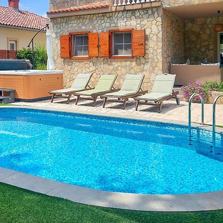 Holiday Home Mikac - Mlk136 By Interhome Dobrinj Екстериор снимка