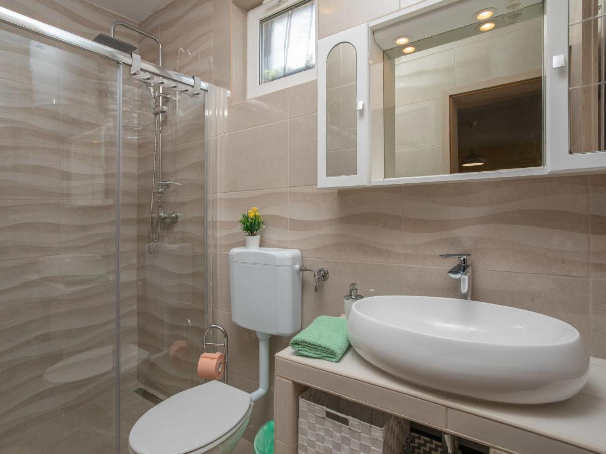 Holiday Home Mikac - Mlk136 By Interhome Dobrinj Екстериор снимка